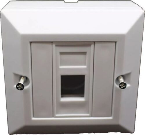 קופסא להתקנה על הטיח 25x25 מ''מ עם יציאת RJ45 בודדת Luggar