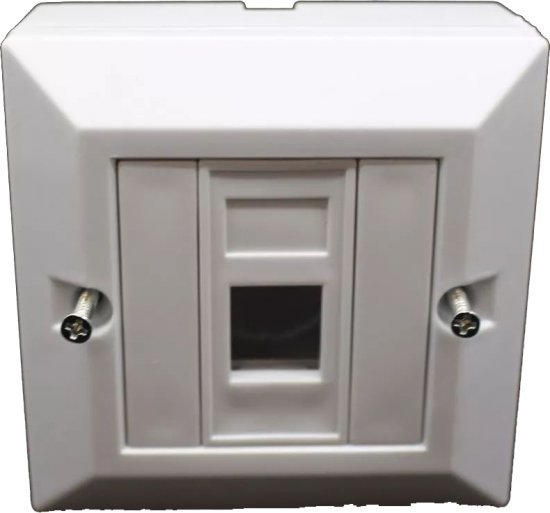 קופסא להתקנה על הטיח 25x25 מ''מ עם יציאת RJ45 בודדת Luggar