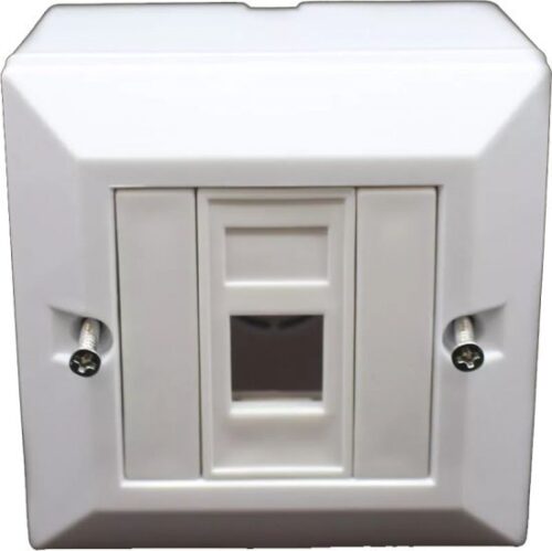 קופסא להתקנה על הטיח 45x45 מ''מ עם יציאת RJ45 בודדת Luggar