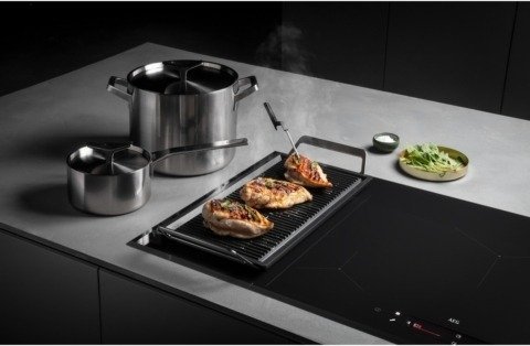 כיריים אינדוקציה 4 אזורי בישול 80 ס''מ AEG Maxisense SensePro IAE84881FB 7350W - צבע אפור כהה עם מסגרת משופעת