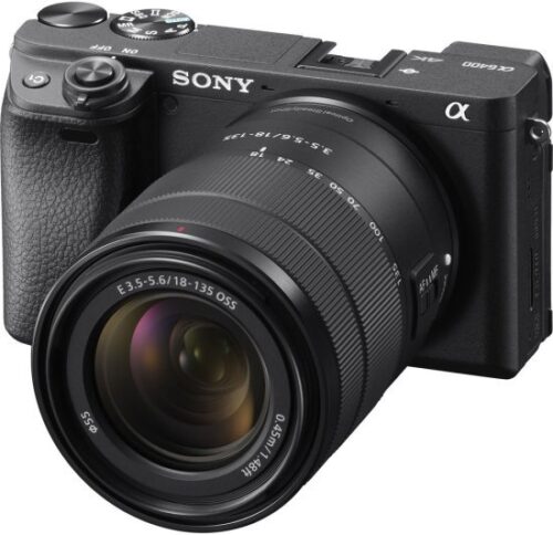 מצלמה דיגיטלית ללא מראה Sony Alpha 6400 APS-C Mirrorless שחור + עדשת E 18-135mm f / 3.5-5.6 OSS דגם ILCE-6400AMB