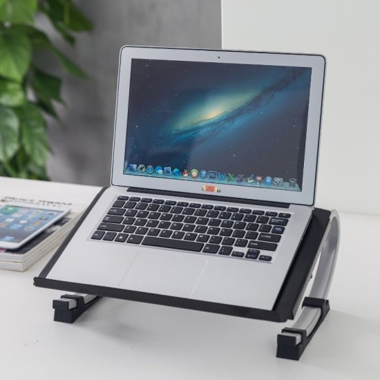 מעמד מתכוונן למחשב נייד דגם 084 מבית Casiii - צבע שחור וכסוף