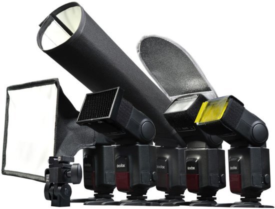 ערכת אביזרים לפלאש SA-K6 מבית Godox