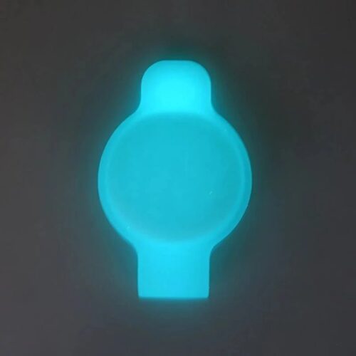 כיסוי מגן מסיליקון ל-Apple AirTag דגם Exonox מבית Camel Mountain - צבע כחול זוהר