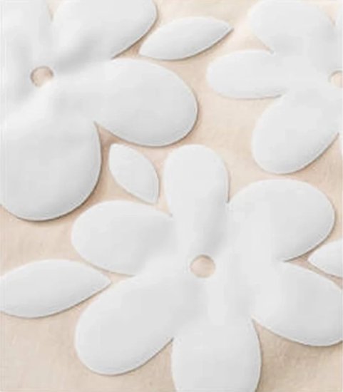 425134_b_1.jpg נייר Puff Iron On לבן 30.5x48.3 ס''מ Cricut