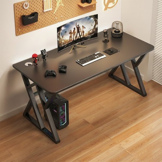 שולחן גיימינג ברוחב 140 ס''מ דגם RSM-2028 מבית Rosso Italy - צבע שחור