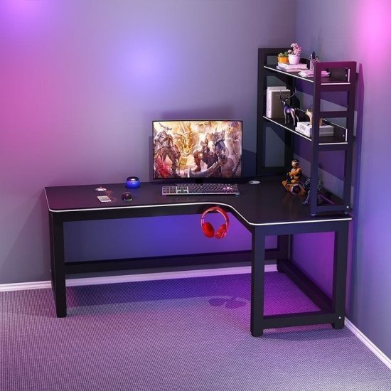 שולחן גיימינג פינתי ימין ברוחב 120 ס''מ כולל מדפים עליונים ומתלה לאוזניות דגם RSM-2131 מבית Rosso Italy - צבע שחור